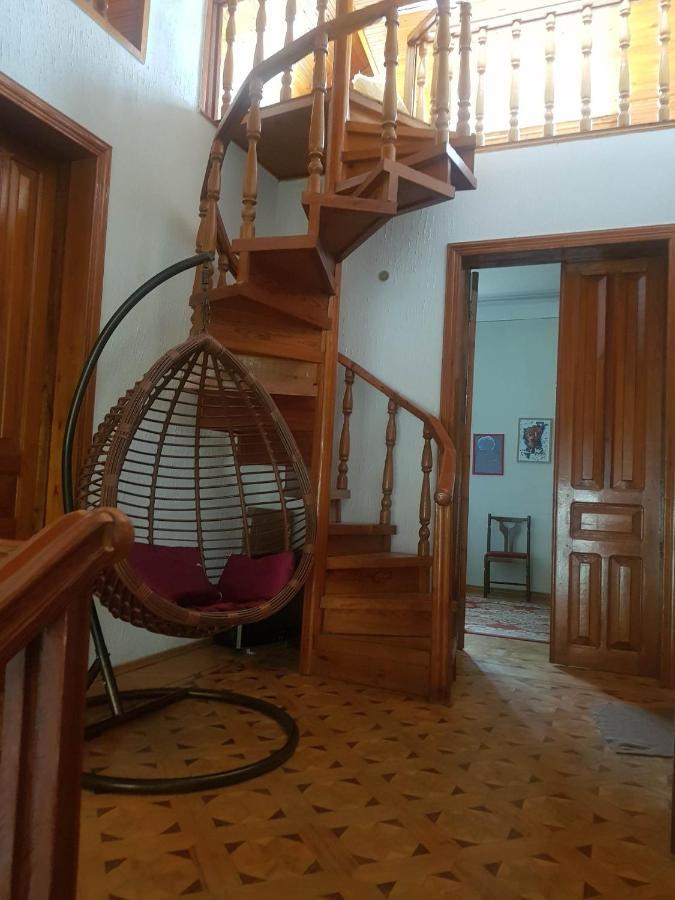 Hotel Shaumiani Kutaisi Bagian luar foto