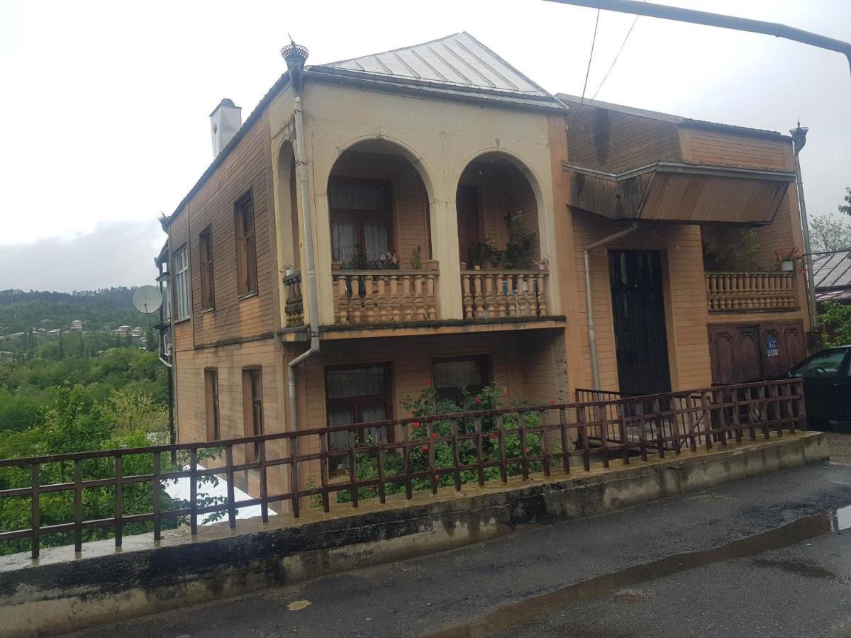 Hotel Shaumiani Kutaisi Bagian luar foto