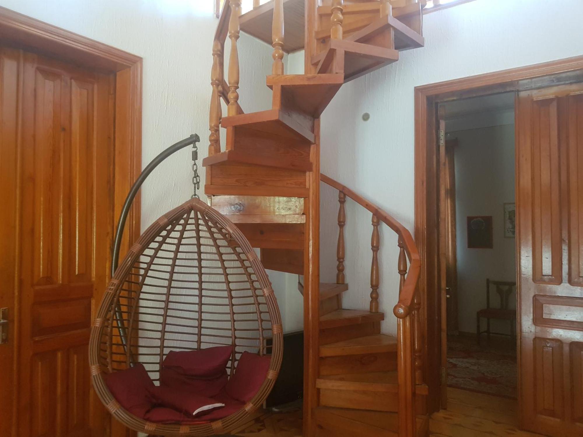 Hotel Shaumiani Kutaisi Bagian luar foto